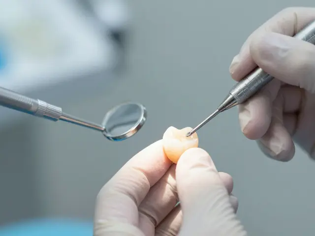 Co je broušení zubů a kdy je potřeba?