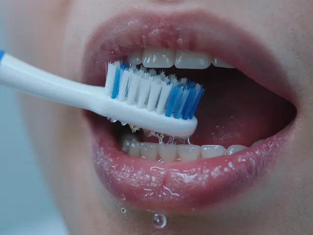 Sonický kartáček: Jak přináší revoluci v péči o ústní dutinu