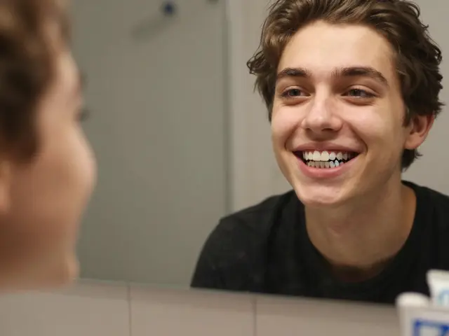 Nalepovací zuby: Moda nebo nutnost? Co musíte vědět před tím, než si je koupíte