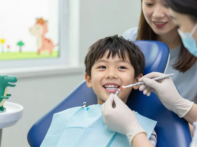 Zubní kámen u dětí: Jak ho rozpoznat a co s ním dělat podle zubních lékařů